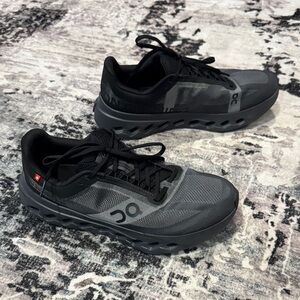 On Running Cloudmonster womens Sneaker in Black/Gray size 10